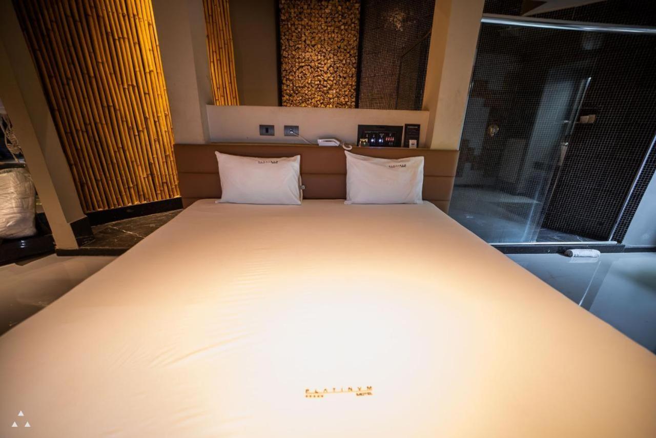 Motel Platinum Londrina Bagian luar foto